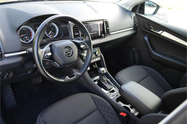 Skoda Karoq 1.5 TSI ACT Business Edition Carplay | Trekhaak wegklapbaar | Adaptive cruise | Navi | DSG
