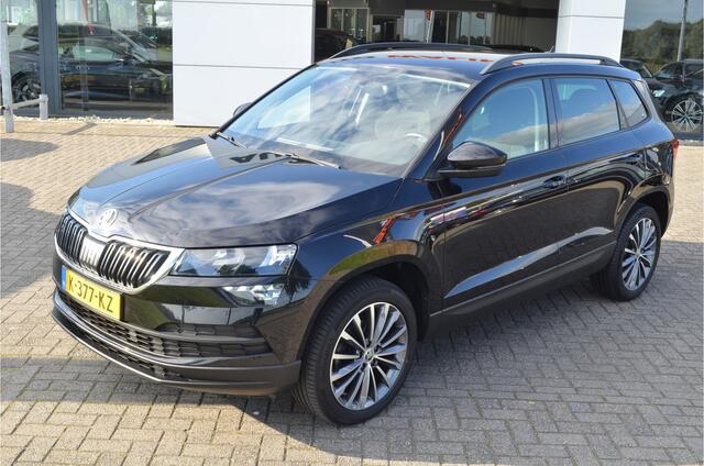 Skoda Karoq 1.5 TSI ACT Business Edition Carplay | Trekhaak wegklapbaar | Adaptive cruise | Navi | DSG