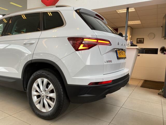 Skoda Karoq 1.5 TSI ACT Business Edition,Automaat,Navigatie,Achteruitrijcamera,Spraakbediening,Digitaal Dasbord,Climatecontrol,Cruisecontrol Adaptief,Full Led,V&A Sensoren,Keyless, 16 Inch Lmv