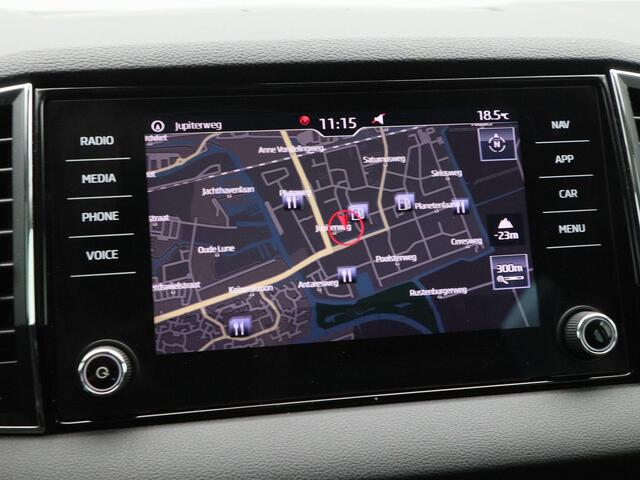 Skoda Karoq 1.6 TDi 115 Pk Clever Edition | LED | Parkeersensoren | Cruise Control | Carplay | Navigatiesysteem | Climate Control | 18 Inch