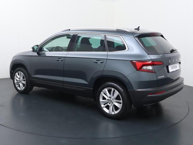 Skoda Karoq 1.0 TSI Business Edition | Achteruitrijcamera | Cruise control | Stoelverwarming | Parkeersensoren |