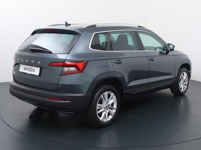 Skoda Karoq 1.0 TSI Business Edition | Achteruitrijcamera | Cruise control | Stoelverwarming | Parkeersensoren |