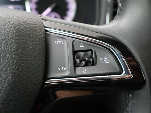 Skoda Karoq 1.0 TSI Business Edition | Achteruitrijcamera | Cruise control | Stoelverwarming | Parkeersensoren |