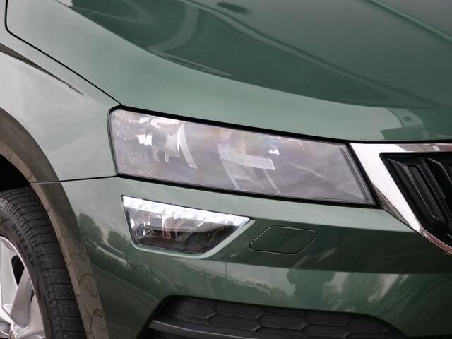 Skoda Karoq 1.5 TSI ACT Edition 150 Pk Automaat DAB / Apple Carplay / Stoelverwarming / PDC