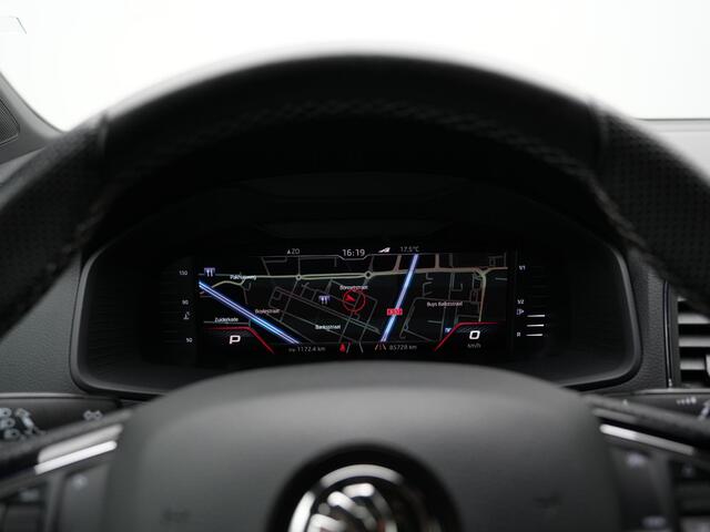 Skoda Karoq 1.5 TSI 150 pk DSG ACT Sportline Business | Achteruitrijcamera | Stoelverwarming | Navigatie