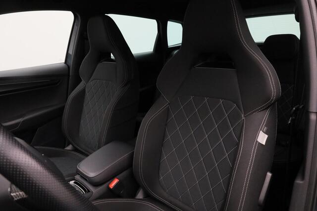 Skoda Karoq 1.5 TSI 150 pk DSG ACT Sportline Business | Achteruitrijcamera | Stoelverwarming | Navigatie