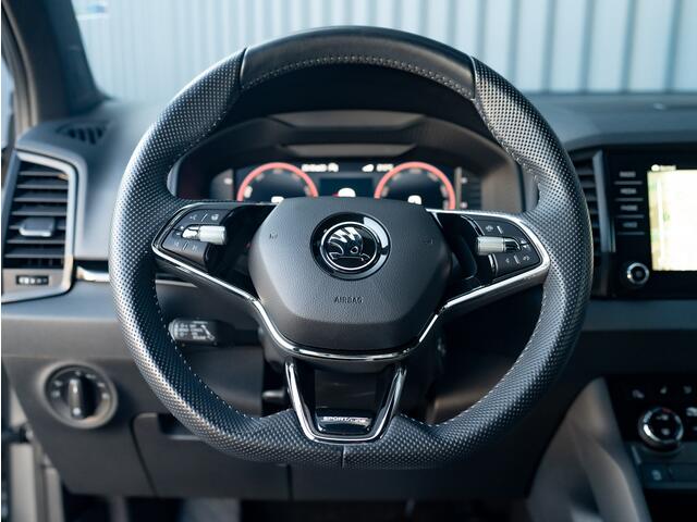 Skoda Karoq 1.5 TSI 150Pk ACT Sportline Business | Trekhaak wegkl. | Elk. A-klep | Camera | Keyless | Adapt. Cr. | Prijs Rijklaar!!