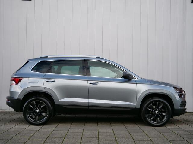 Skoda Karoq 1.5 TSI ACT Business Edition 150 Pk Automaat Navigatie / DAB / Apple Carplay / Trekhaak / Camera