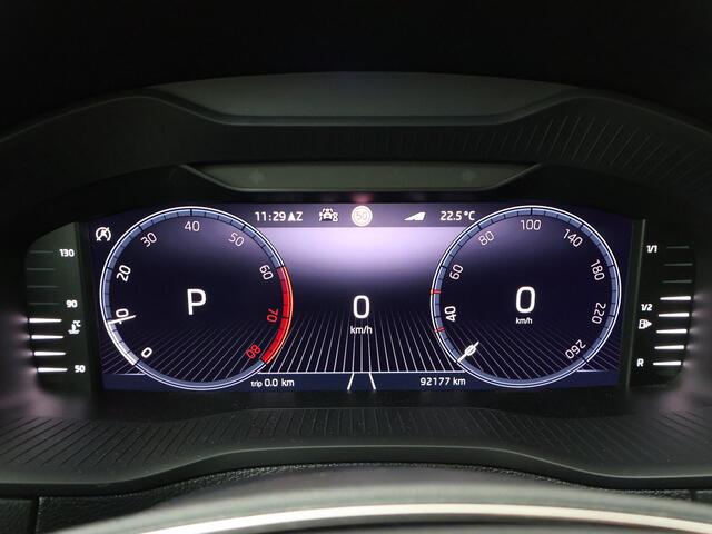 Skoda Karoq 1.5 TSI ACT Sportline Business | 150 PK | Automaat | Trekhaak wegklapbaar | Navigatiesysteem |