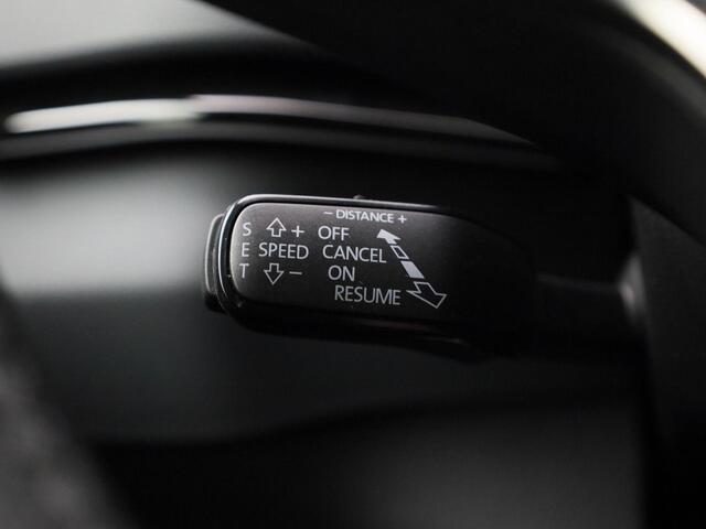 Skoda Karoq 1.5TSI/150PK ACT Sportline DSG · Navigatie · Trekhaak · Apple/Android Car Play · Camera · Garantie tot februari 2029 of 60000km.