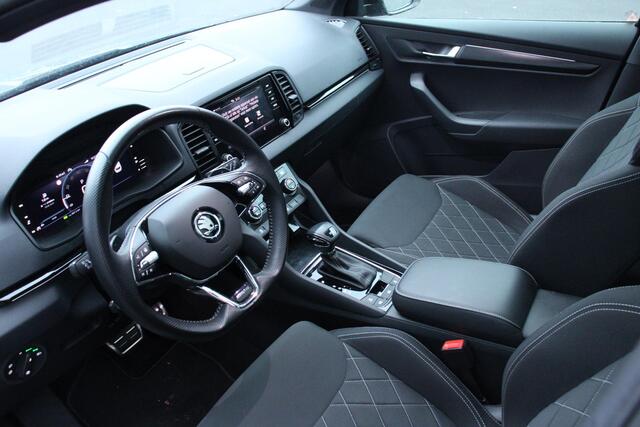 Skoda Karoq 1.5 TSI ACT Sportline Business 31DKM, PANO, TREKHAAK, CARPLAY