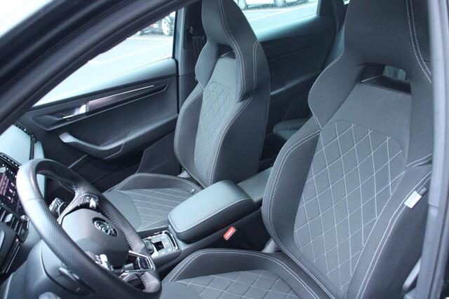 Skoda Karoq 1.5 TSI ACT Sportline Business 31DKM, PANO, TREKHAAK, CARPLAY