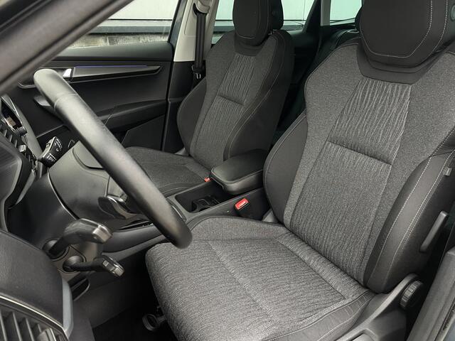 Skoda Karoq 1.5 TSI ACT Style | LED | Elek. Trekhaak | Navi | Carplay | Camera | Virtual Cockpit