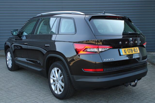 Skoda Kodiaq 1.5 TSI Business ED Trekhaak Full-Led Sportstoelen Navigatie Camera