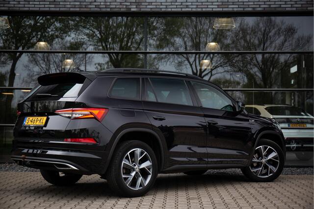Skoda Kodiaq 1.5 TSI Sportline Business Uitklapbare trekhaak, Elektr. verstelb. voorstoelen, Sportstuur, Verwarmde voorstoelen