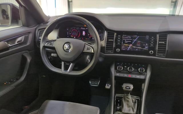 Skoda Kodiaq 1.5 TSI Sportline Business Navigatie 19 Inch Velgen Canton Audio DAB ACC Elek Stoel + Verwarming Camera Keyless Getint Glas Metallic BTW NL Auto