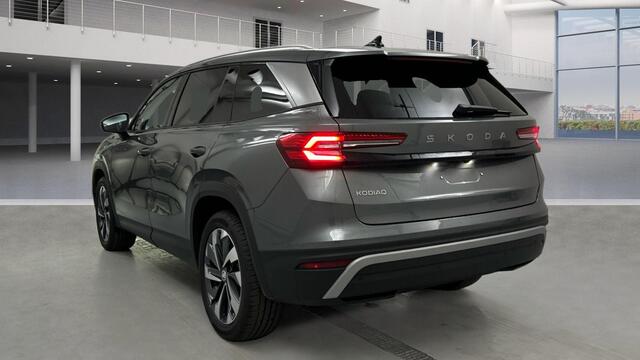 Skoda Kodiaq 1.5 TSI MHEV Business Edition 7p. | Stoel verwarming | LED | Elek.Klep | HUD | CarPlay | Camera | Navi |