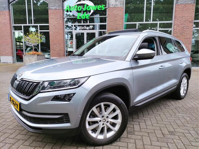 Skoda Kodiaq 2.0 TSI DSG 190PK 4x4 Style Business Panoramadak - Wegklapbare trekhaak - Leder - Blindspot detectie - NL auto