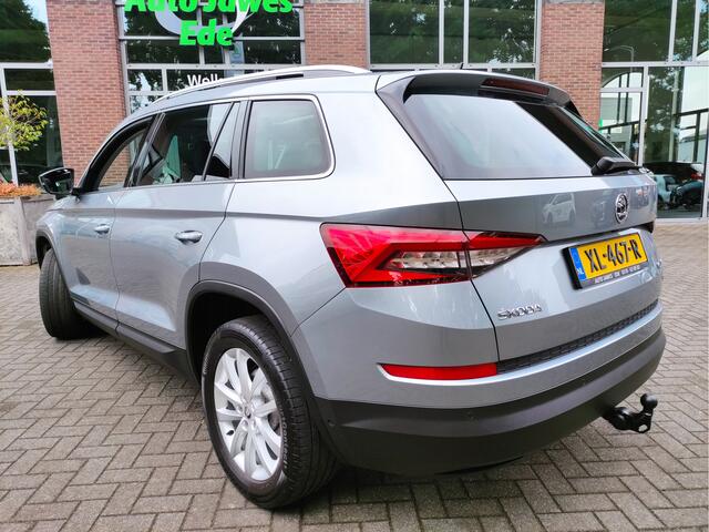Skoda Kodiaq 2.0 TSI DSG 190PK 4x4 Style Business Panoramadak - Wegklapbare trekhaak - Leder - Blindspot detectie - NL auto