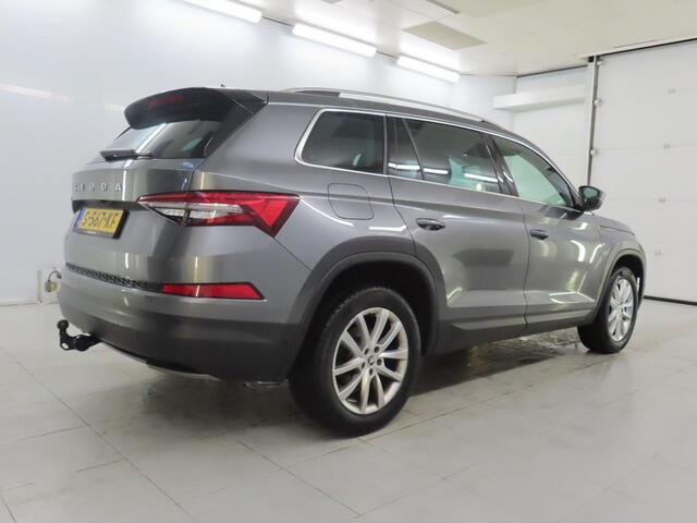 Skoda Kodiaq 1.5 TSI DSG Business Edition Plus Wegklapbare trekhaak - Stoelverwarming V+A - Voorruitverwarming - Stuurwielverwarming - Extra getint glas