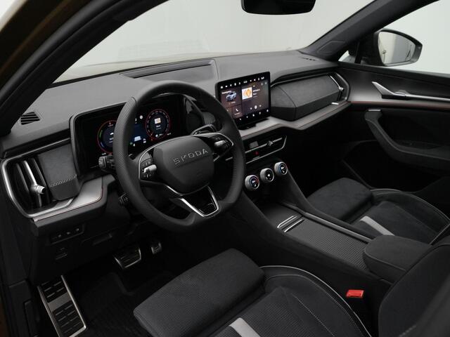Skoda Kodiaq 1.5 TSI 204 pk DSG PHEV Sportline Business | Geheugenstoel | Matrix LED | Leder/alcantara | Achteruitrijcamera | Stuur-/achterbankverwarming