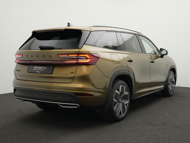 Skoda Kodiaq 1.5 TSI 204 pk DSG PHEV Sportline Business | Geheugenstoel | Matrix LED | Leder/alcantara | Achteruitrijcamera | Stuur-/achterbankverwarming