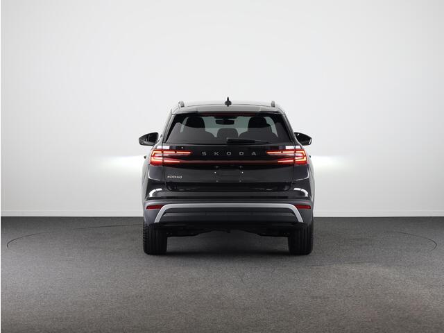 Skoda Kodiaq Business Edition m-HEV 1.5 TSI 150 pk 7 versn. DSG | Trekhaak | Comfort Pakket | Dynamic Chassis Control | Winter Pakket | Parkeer pakket | 18 inch lichtmetalen velgen | Ligh & View