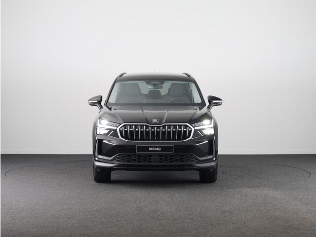 Skoda Kodiaq Business Edition m-HEV 1.5 TSI 150 pk 7 versn. DSG | Trekhaak | Comfort Pakket | Dynamic Chassis Control | Winter Pakket | Parkeer pakket | 18 inch lichtmetalen velgen | Ligh & View
