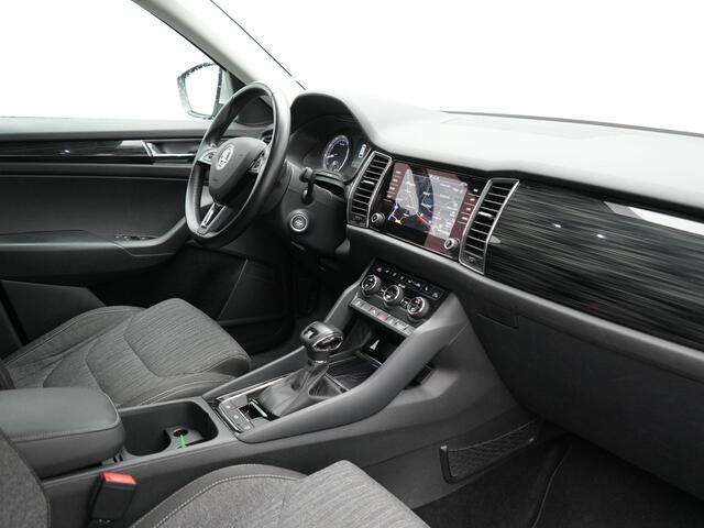 Skoda Kodiaq TSI ACT Style 7persoons Automaat 150pk Dealer O.H Adaptive Cruise | Sportstoelen Memory & Verwarmd | Navigatie | Apple Carplay | DAB | Front Assist | Draadloos Laden |