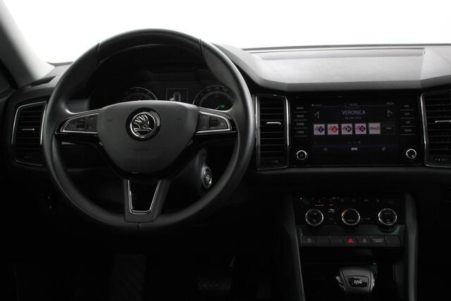 Skoda Kodiaq 1.5 TSI 150pk DSG Ambition 7 persoons | Navigatie | Climate control | Cruise control | Camera | Lichtmetalen velgen | Parkeer sensoren | Stoelverwarming voor