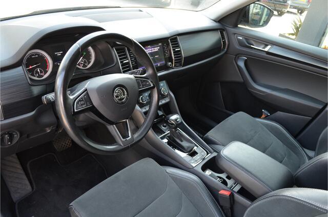 Skoda Kodiaq 1.5 TSI Business Pano | Trekhaak elektr | Leer / Alcantara | CANTON | a.Camera | Carplay | DAB | Stoelverwarming