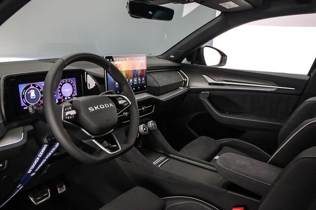 Skoda Kodiaq Sportline Business 1.5 TSI PHEV 204pk DSG Automaat Trekhaak, Panoramadak, Verwarmde voorruit, Elektrische achterklep, Adaptive cruise control, Achteruitrijcamera