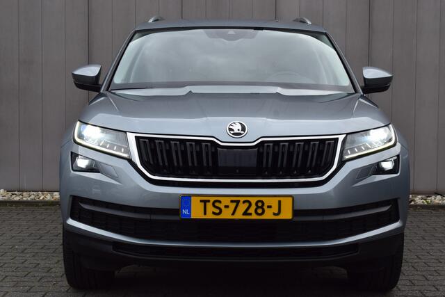 Skoda Kodiaq 1.4 TSI Automaat Style Business Leder/Alcantara | Carplay | LED | Canton | Adap. Cruise | Trekhaak | Dealer Onderhouden!!