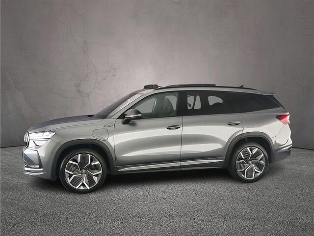 Skoda Kodiaq Sportline Business 1.5 TSI PHEV 204pk DSG Automaat Trekhaak, Panoramadak, Verwarmde voorruit, Adaptive cruiese control, Achteruitrijcamera