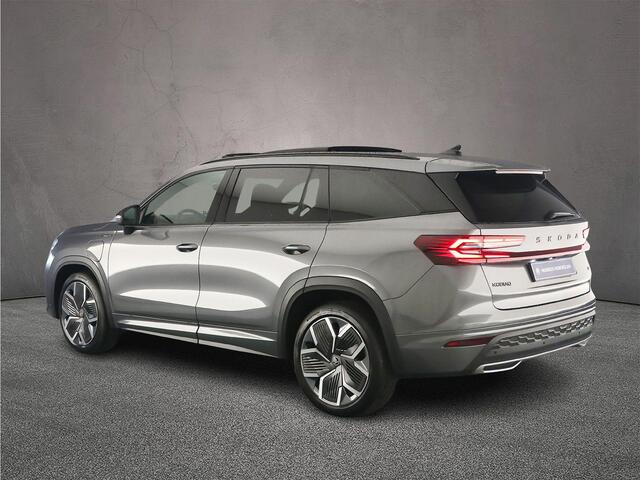 Skoda Kodiaq Sportline Business 1.5 TSI PHEV 204pk DSG Automaat Trekhaak, Panoramadak, Verwarmde voorruit, Adaptive cruiese control, Achteruitrijcamera