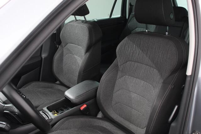 Skoda Kodiaq 1.5 TSI 150pk DSG Style 7 persoons | Navigatie | Climate control | Cruise control | Camera | Lichtmetalen velgen | Parkeer sensoren | Stoelverwarming voor