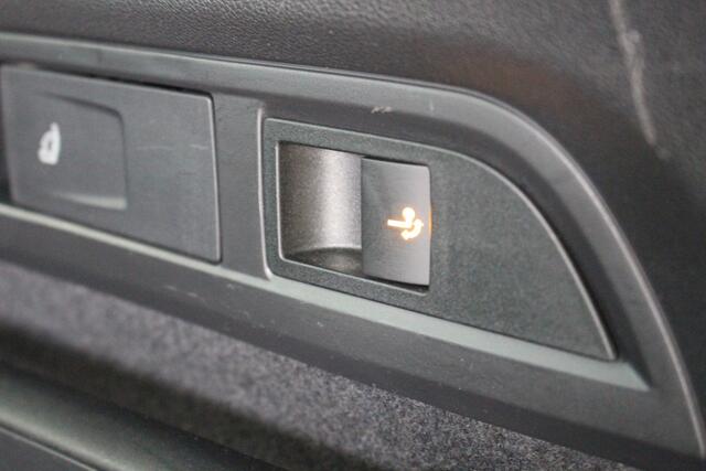 Skoda Kodiaq 1.5 TSI Sportline Business Leder | Panoramadak | Trekhaak | Camera | 20" Vega Velgen