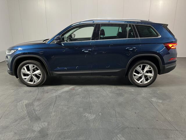 Skoda Kodiaq 1.5 TSI Style 7p. / AUTOMAAT/ TREKHAAK/ CAMERA/ PARK. SENSOREN/ VIRTUAL COCKPIT/ LED/ STOEL-STUURVERWARM./ ADAPT. CRUISE/ SMARTLINK/ CLIMA/ DAB
