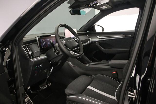 Skoda Kodiaq Sportline Business 1.5 TSI PHEV 204pk DSG Automaat Trekhaak, Panoramadak, Verwarmde voorruit, LED matrix koplampen, Adaptive cruise control, Achteruitrijcamera