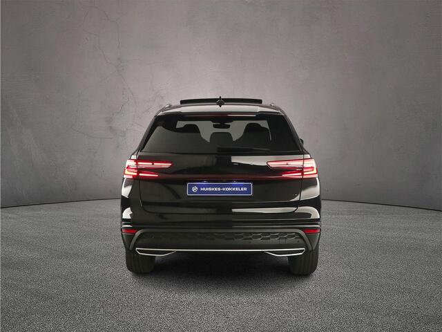 Skoda Kodiaq Sportline Business 1.5 TSI PHEV 204pk DSG Automaat Trekhaak, Panoramadak, Verwarmde voorruit, LED matrix koplampen, Adaptive cruise control, Achteruitrijcamera