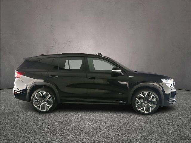 Skoda Kodiaq Sportline Business 1.5 TSI PHEV 204pk DSG Automaat Trekhaak, Panoramadak, Verwarmde voorruit, LED matrix koplampen, Adaptive cruise control, Achteruitrijcamera