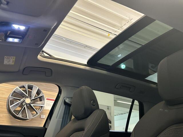 Skoda Kodiaq Business Edition 1.5 TSI m-HEV 110 kW / 150 PK SUV | 7 - Zits | Panorama dak | 4000,- inruilvoordeel