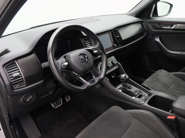 Skoda Kodiaq 1.5 TSi 150 Pk Sportline Business | Carplay | Cruise Control | Trekhaak | Camera | Sensoren | Elektrische Stoel | Navigatiesysteem | 20 Inch | 77.058 Km!!
