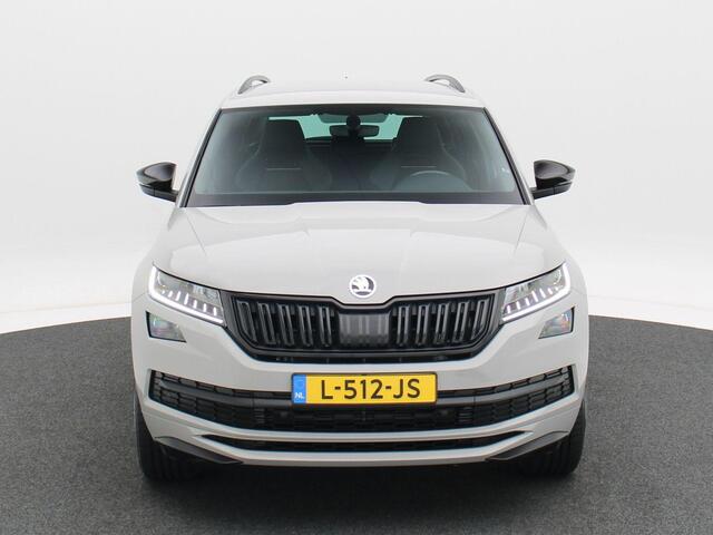 Skoda Kodiaq 1.5 TSi 150 Pk Sportline Business | Carplay | Cruise Control | Trekhaak | Camera | Sensoren | Elektrische Stoel | Navigatiesysteem | 20 Inch | 77.058 Km!!