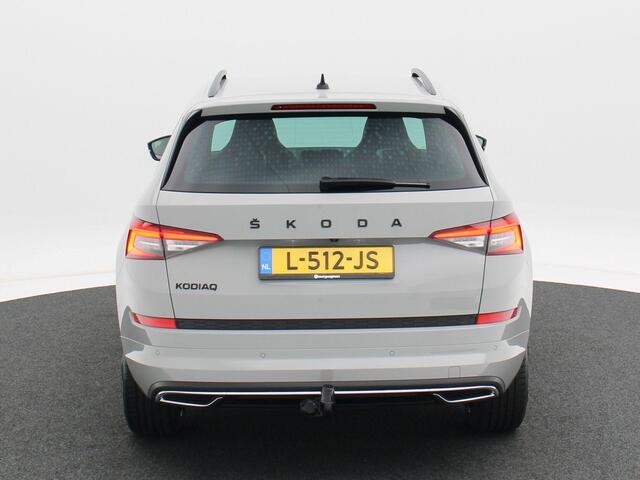Skoda Kodiaq 1.5 TSi 150 Pk Sportline Business | Carplay | Cruise Control | Trekhaak | Camera | Sensoren | Elektrische Stoel | Navigatiesysteem | 20 Inch | 77.058 Km!!