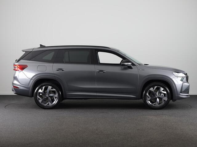 Skoda Kodiaq 1.5 TSI PHEV Sportline Business 204pk | Trekhaak | Blind Spot | Adaptive Cruise | Stoelverwarming | Camera | Light & View