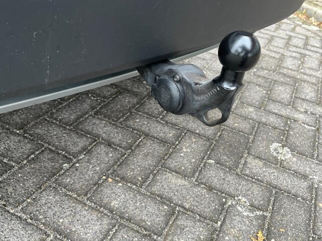 Skoda Kodiaq 1.5 TSI Business Edition 7 persoons | Trekhaak | LED verlichting | Camera | Android auto | Carplay (occasion)