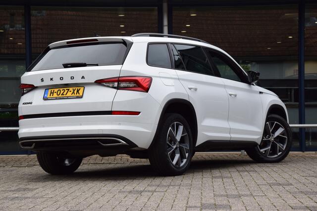 Skoda Kodiaq 1.5 TSI 150PK Sportline Business DSG Automaat | Org. NL | BOVAG Garantie | Trekhaak | Panoramadak | Virtual Cockpit | Camera | Stoelverwarming | Adaptive Cruise | Full LED |