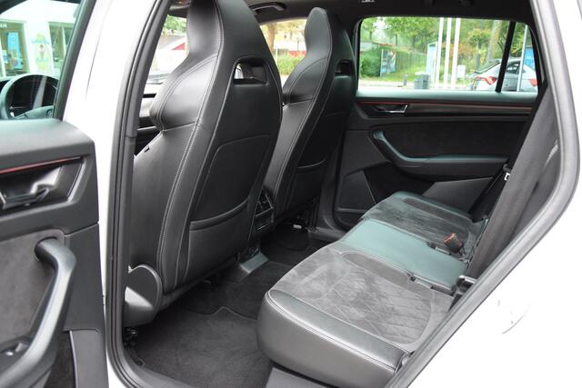 Skoda Kodiaq 1.5 TSI 150PK Sportline Business DSG Automaat | Org. NL | BOVAG Garantie | Trekhaak | Panoramadak | Virtual Cockpit | Camera | Stoelverwarming | Adaptive Cruise | Full LED |