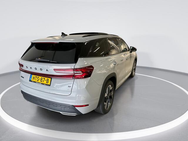 Skoda Kodiaq 1.5 TSI 204pk DSG PHEV Sportline Business · Panoramadak · Camera · Apple/Android Car Play · Keyless · Matrix LED · 19'' Inch · Garantie t/m 01-07-2029 of 100.000km